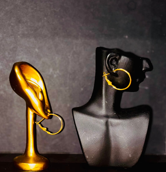 "Creole" Hoop Earrings – Minimalist Elegance